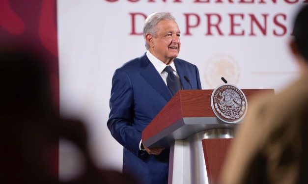 AMLO descarta plantear nueva reforma en materia energética