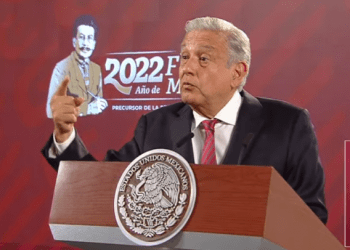 No habrá aumentos arbitrarios de tarifas para clientes de autoabastos: AMLO
