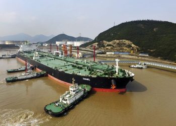 Exportaciones de gasolina y diesel de China a la baja, aumenta consumo interno