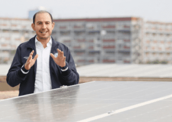 PAN propone dotar masiva y gratuitamente de paneles solares a las familias