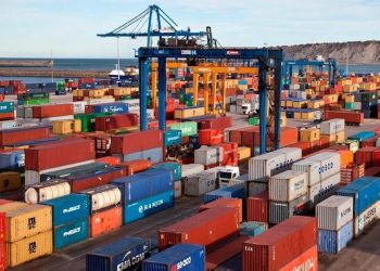 Déficit comercial acumula -6,772 mdd en cuatro meses; importaciones petroleras crecen 71% en abril