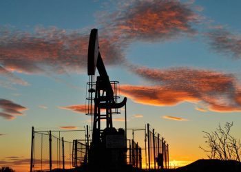 ¿Cómo afectará al mercado petrolero, las sanciones de la UE a crudo ruso y los planes de descarbonización del G7?