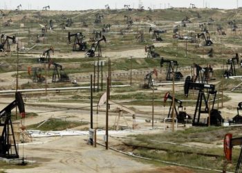 Producción de crudo de EEUU al alza; precios de petróleo arriba de los 100 dólares en 2022: EIA