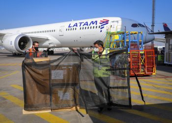 LATAM anuncia compromiso para eliminar todos los plásticos de un solo uso al 2023