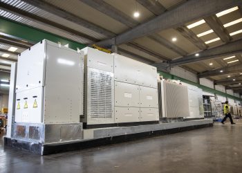 Nueva power station para plantas solares y sistemas de almacenamiento a gran escala