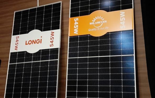 Solarever y LONGi firman acuerdo de 300 MDD en módulos fotovoltaicos