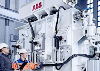 ABB E-mobility abre planta de cargadores rápidos de corriente continua en Italia
