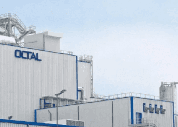 Alpek adquiere OCTAL,una transnacional de envases de plástico, resinas y PET