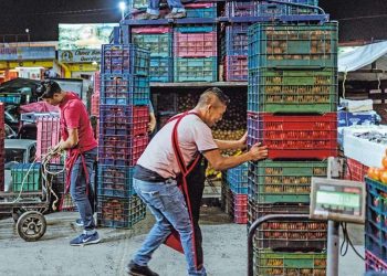 Ingresos en comercios al mayoreo cae -0.9% en abril, la más pronunciada desde mayo de 2020