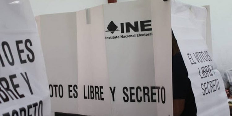 Elecciones y futbol ¡Empate!