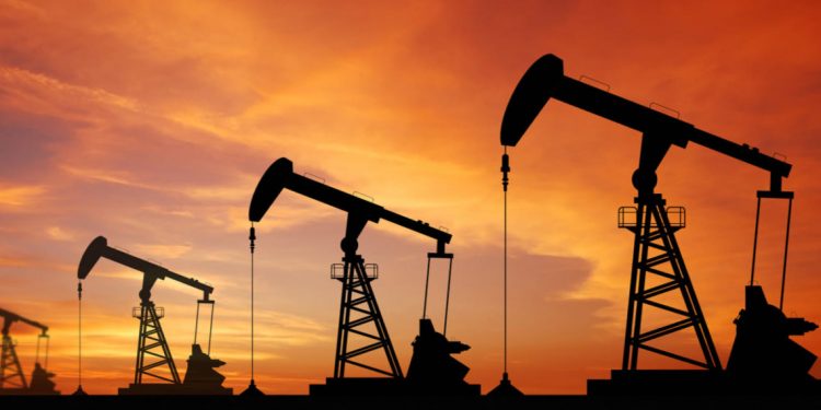 Energías renovables crecen 13% en EEUU, pero combustibles fósiles representa 79% de la energía primaria: EIA