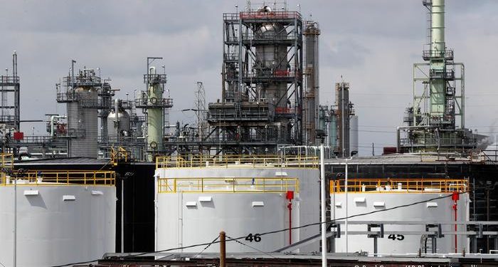 Mayores ingresos de empresas petroleras, pero también aumentaron los costos: EIA