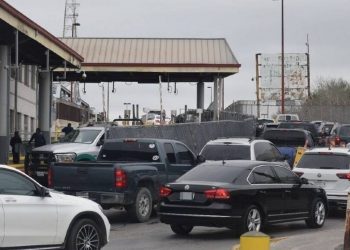 México o EUA: ¿Más barata la gasolina regular?