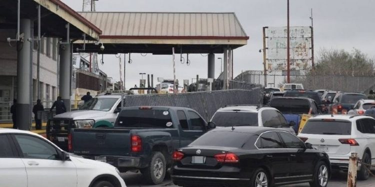 México o EUA: ¿Más barata la gasolina regular?