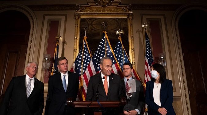 Senado de EEUU aprueba la Ley Chips, busca competir con China y aliviar escasez de semiconductores