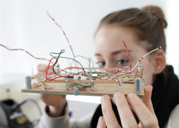 Siemens capacita a jóvenes para impulsar la digitalización de la industria en México