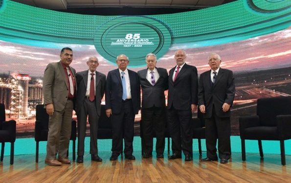 CFE, 85 años iluminando la historia de México