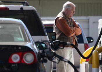 Gasto de energía en términos reales de EEUU en su nivel más bajo desde 2022