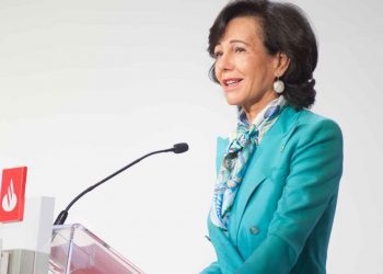 Santander, líder mundial en financiamiento de energías renovables; certificará empleados en sostenibilidad y criterios ESG