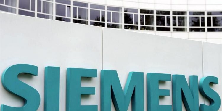 Siemens inaugura sistema de energía solar en planta de Querétaro