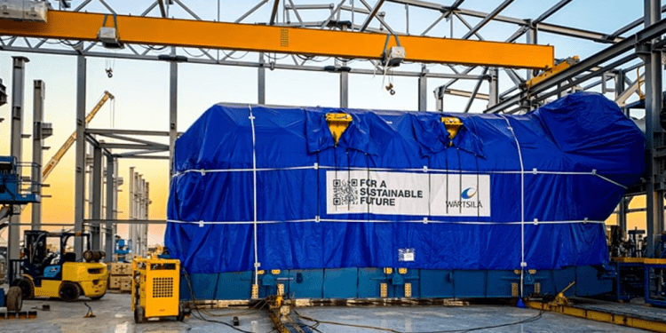 CFE invierte 379 MDD para el sistema eléctrico de Baja California y 24 motores de combustión interna