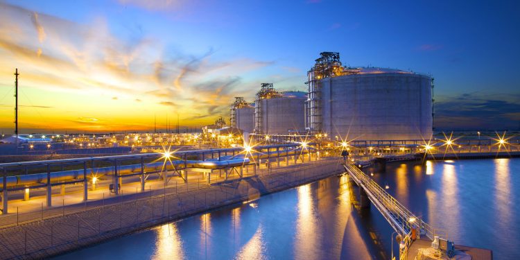 Sempra Infraestructura y Williams acuerdan entrega de GNL, suministro de gas y proyectos de gasoductos