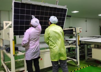 Solarever firma alianzas con el Tec de Monterrey y con universidad china para revolucionar la industria solar mexicana