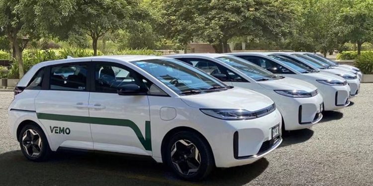VEMO adquiere negocio de movilidad eléctrica de Viral Code en México y su operación en Colombia