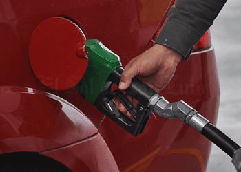 CRE aprueba 24 permisos para estaciones de servicio petrolíferos y 12 de gas LP