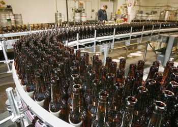 Sector cervecero en México reduce consumo de agua 25% en 10 años