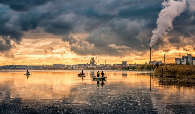La agitación social y el daño ambiental pegan a las  perspectivas económicas a largo plazo de América Latina
