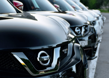 Ventas de vehículos repuntan 24% en diciembre;  el mayor aumento en 20 años