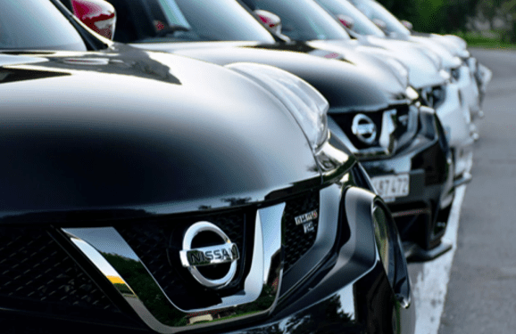 Ventas de vehículos repuntan 24% en diciembre;  el mayor aumento en 20 años