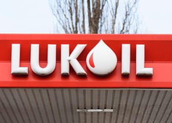 Lukoil pagará deuda directamente a tenedores de notas por 1,500 mdd de EEUU
