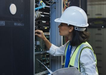 Schneider Electric busca que 50% de nuevas contrataciones sean mujeres hacia el 2025