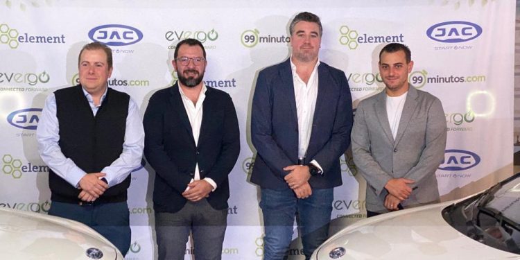 99minutos presenta flota de vehículos eléctricos de la marca JAC; 6 de cada 10 autos en el mercado son de la marca china
