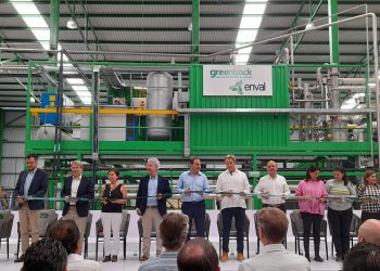 Nestlé México y Greenback invierten 4 MDD en la primera planta de aceite pirolítico; producido con el reciclaje de desechos de empaques flexibles
