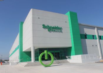 Schneider Electric anuncia inversión por más de 1,300 MDP