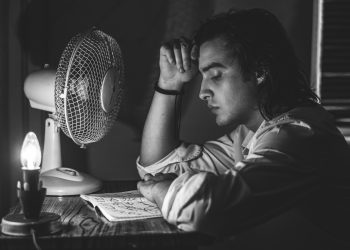 Sistemas de energía de respaldo residenciales e industriales, la opción por riesgo de suministro de energía por altas temperaturas