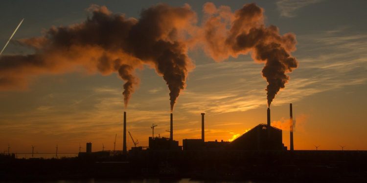 OBMEM identifica asociación entre cercanía a pozos de gas fósil con malformaciones congénitas en recién nacidos