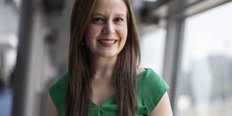 Invertir en la digitalización de redes de transmisión y distribución, garantiza energía confiable y la descarbonización