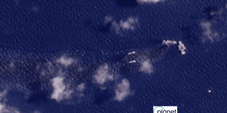 Greenpeace pide sanciones por derrame de hidrocarburos de PEMEX