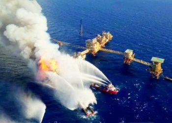 Producción de petróleo de Pemex se reducirá por incendio en Nohoch