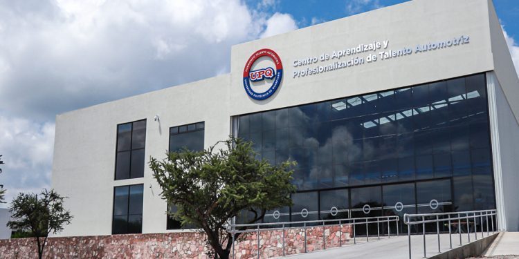 La primera Escuela de Data Center de México se creará en Querétaro