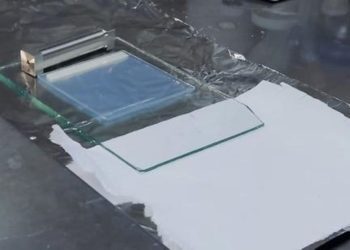 IER-UNAM y SOLAREVER fabrican películas de perovskita híbridas para paneles solares más verdes y menos costosos