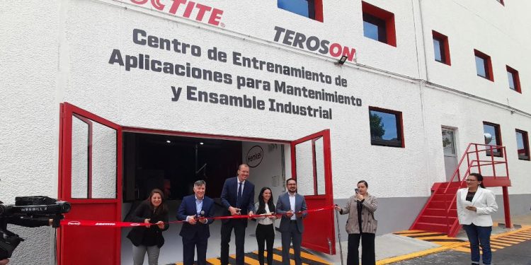 Henkel invierte 8 MDP en un nuevo centro de entrenamiento en adhesivos industriales