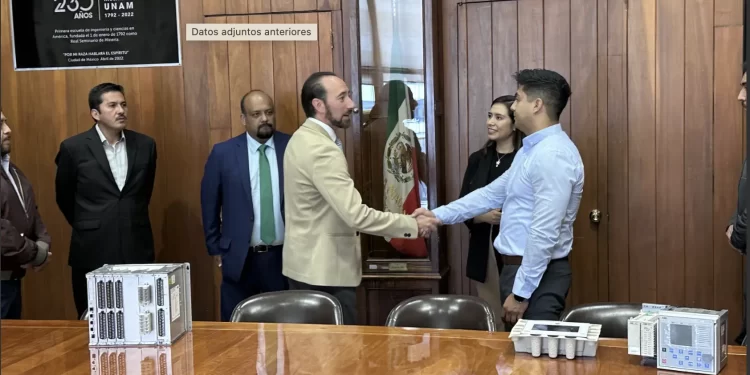 ABB dona equipo electrónico a la Facultad de Ingeniería de la UNAM