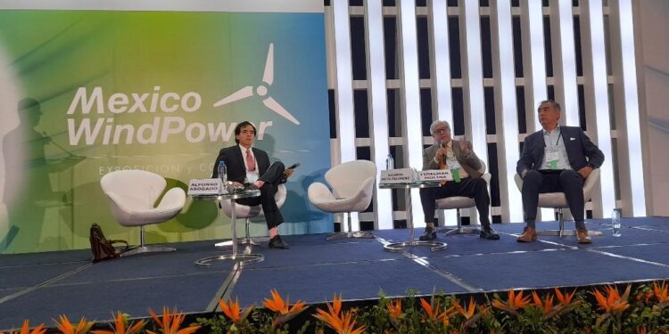 Cenace fortalece área jurídica frente a demandas de privados