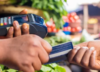 BID y BIS firman un acuerdo para impulsar la inclusión financiera con tecnología innovadora