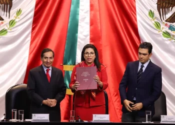 Paquete Económico 2024: inercial y optimista, pero ya se perciben riesgos para las finanzas públicas.